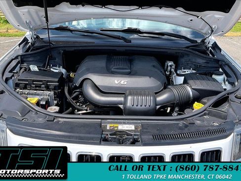 Used 2014 Jeep Grand Cherokee Limited AWD/4WD image 9