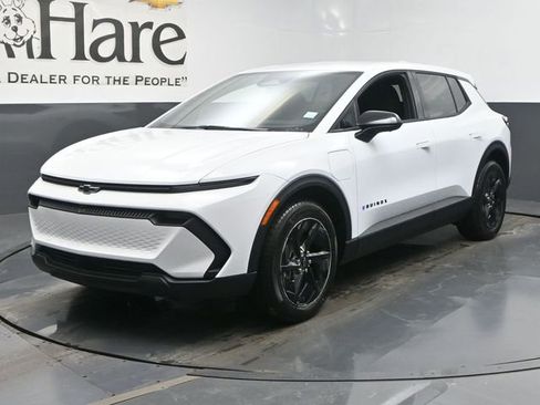 New 2026 Chevrolet Equinox EV LT image 12