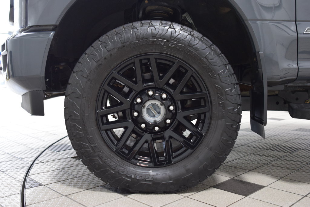 Used 2021 Ford F250 4x4 Crew Cab Super Duty image 26