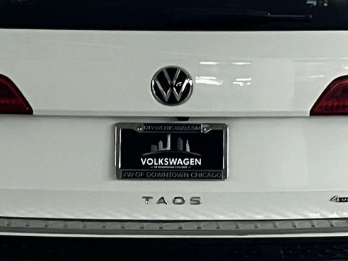Used 2023 Volkswagen Taos SE image 35