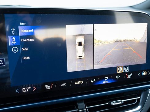 New 2026 Chevrolet Equinox EV LT image 4