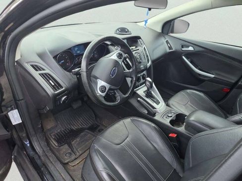 Used 2014 Ford Focus SE w/ Equipment Group 201A FWD image 7