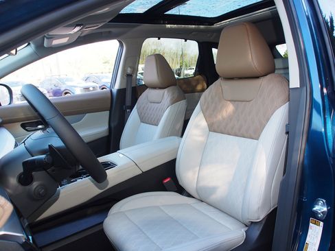 New 2026 Nissan Murano Platinum image 16