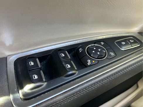 Used 2019 Lincoln Continental Reserve FWD image 25