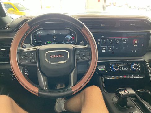 Used 2022 GMC Sierra 1500 AT4 w/ AT4 Premium Package image 36