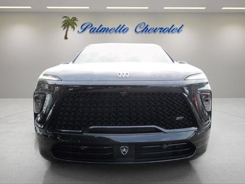 Used 2026 Buick Enclave Sport Touring w/ Super Cruise Package FWD image 7