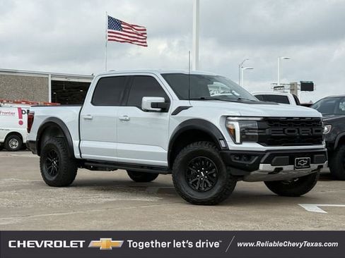 Used 2025 Ford F150 Raptor image 2