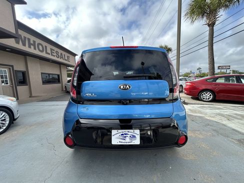 Used 2016 Kia Soul + w/ Designer's Package image 6