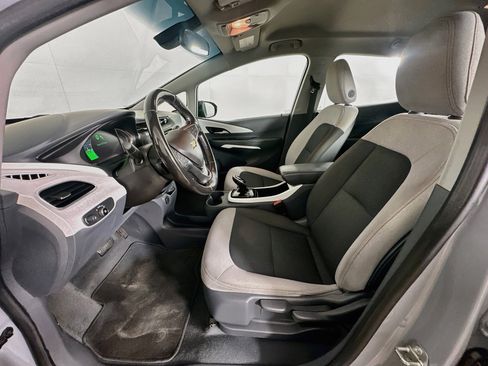 Used 2020 Chevrolet Bolt LT FWD image 13