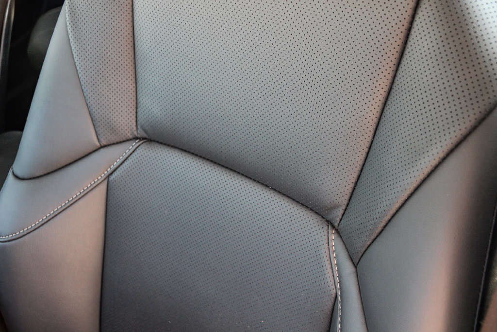 Certified 2025 Lexus ES 300h w/ Premium Package FWD image 25