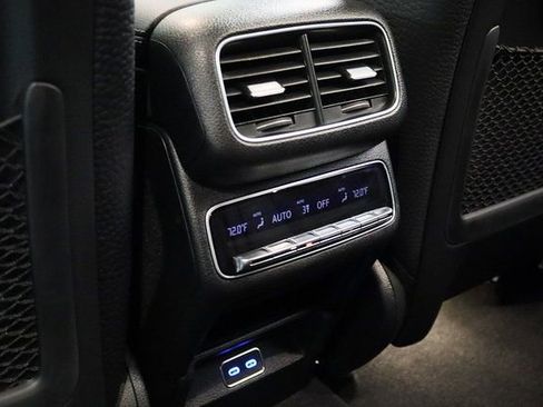 Used 2025 Mercedes-Benz GLE 350 4MATIC image 13