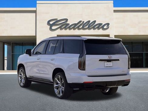 Certified 2026 Cadillac Escalade Platinum Sport image 9