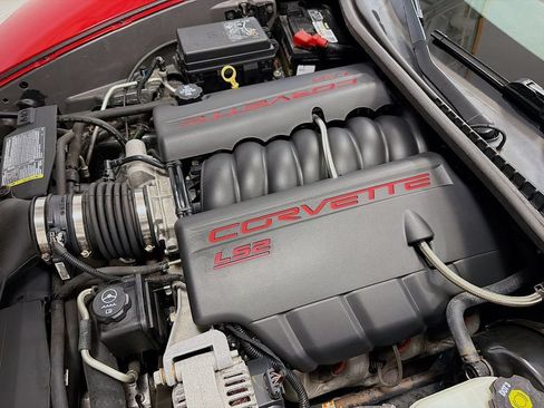 Used 2007 Chevrolet Corvette Coupe w/ Preferred Equipment Group RWD image 29