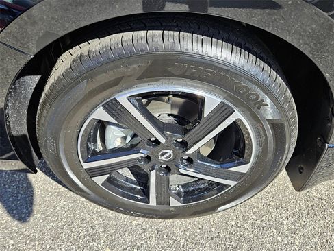 New 2025 Nissan Sentra SV w/ All-Weather Package image 14