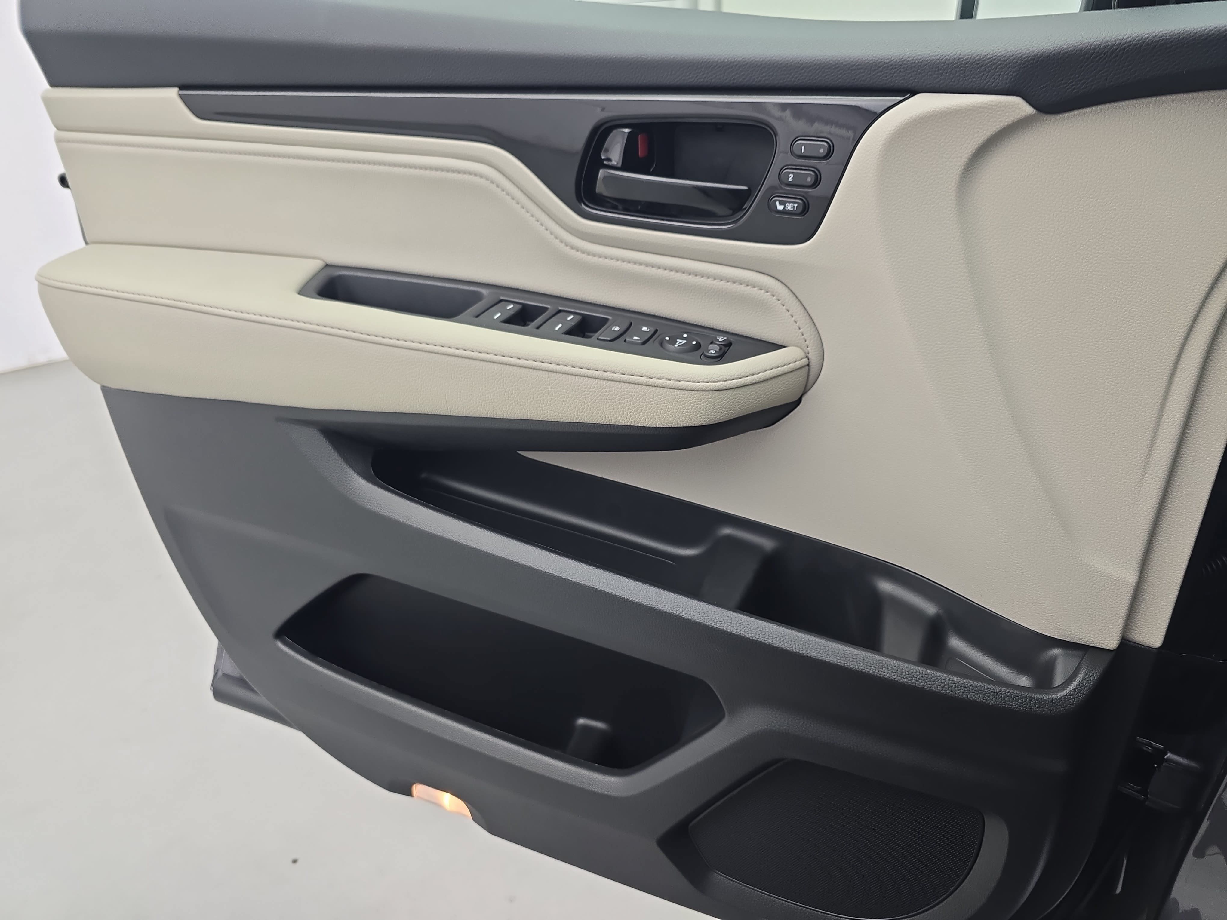 New 2027 Honda Odyssey Elite image 28