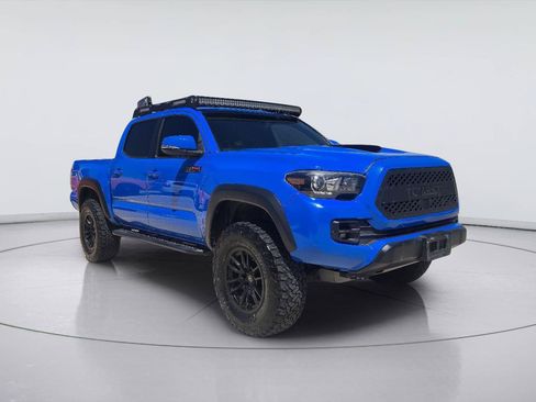 Used 2019 Toyota Tacoma TRD Pro AWD/4WD image 7