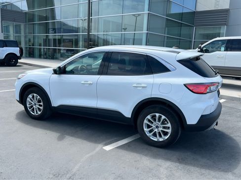 Certified 2022 Ford Escape SE AWD/4WD image 11