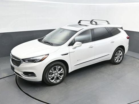 Used 2021 Buick Enclave Avenir w/ Avenir Technology Package AWD/4WD image 27