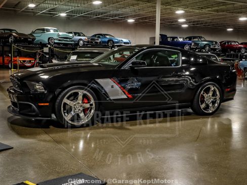Used 2013 Ford Mustang GT Premium RWD image 4