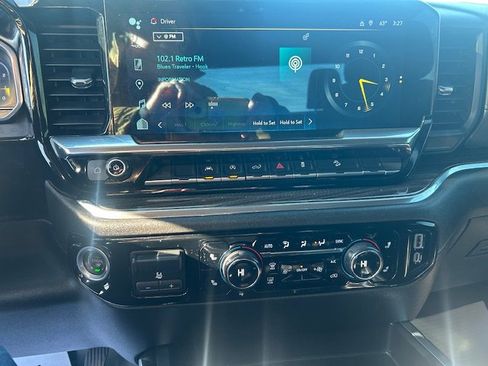 Used 2023 Chevrolet Silverado 1500 RST image 20