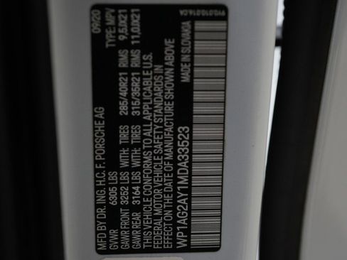 Used 2021 Porsche Cayenne GTS image 33