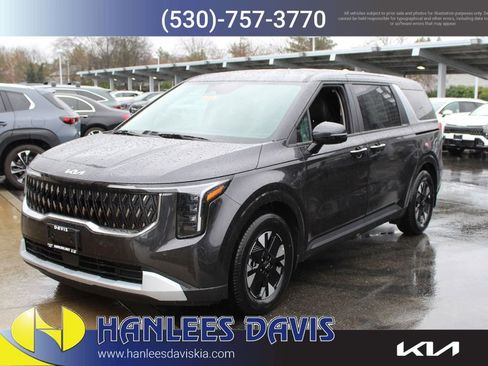 New 2026 Kia Carnival LXS image 3