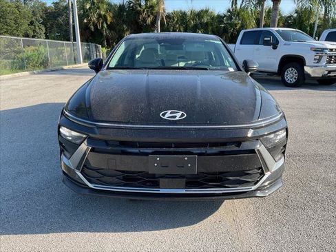 Used 2025 Hyundai Sonata SEL FWD image 11