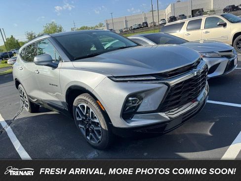 Used 2025 Chevrolet Blazer RS image 1