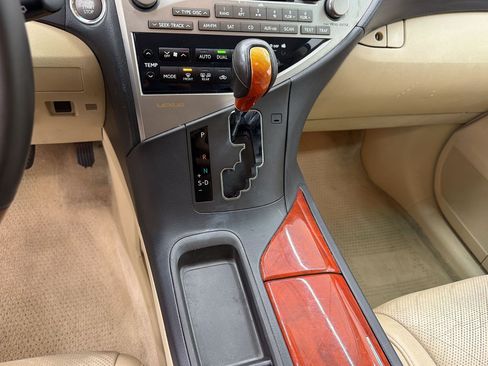 Used 2010 Lexus RX 350 2WD image 16