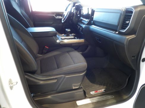 Used 2023 Chevrolet Silverado 1500 RST image 23