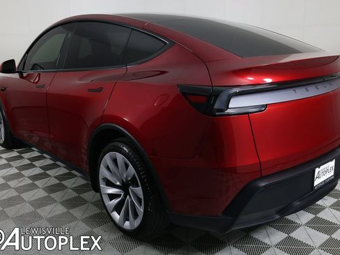 Used 2026 Tesla Model Y Long Range AWD/4WD image 7