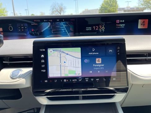 New 2026 Lincoln Nautilus Reserve AWD/4WD image 14