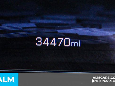 Used 2025 Chevrolet Suburban Z71 AWD/4WD image 43