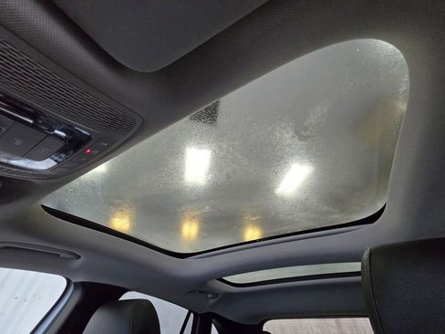 Used 2022 Mercedes-Benz GLA 250 4MATIC w/ Premium Package Lite image 45