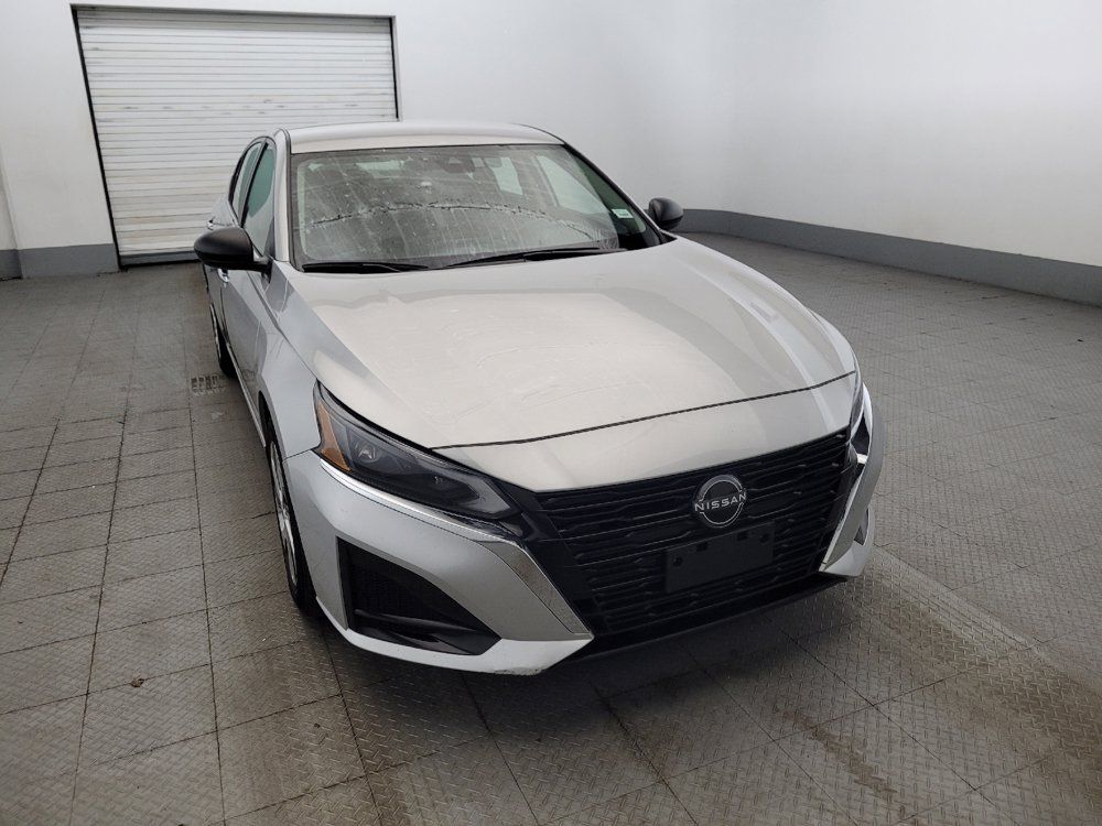 Used 2024 Nissan Altima 2.5 S FWD image 14