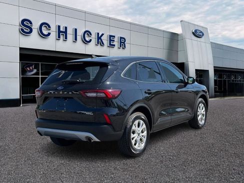 Certified 2025 Ford Escape Active AWD/4WD image 2