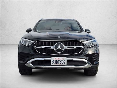 Used 2023 Mercedes-Benz GLC 300 image 2