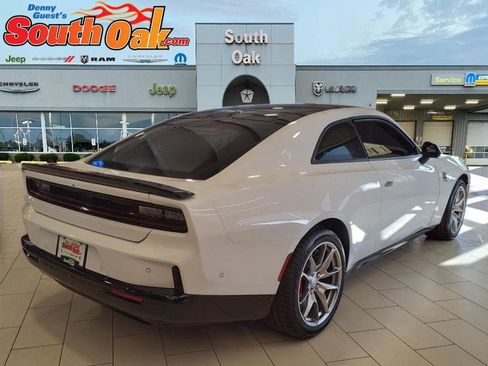 New 2024 Dodge Charger R/T Scat Pack w/ Plus Group image 2