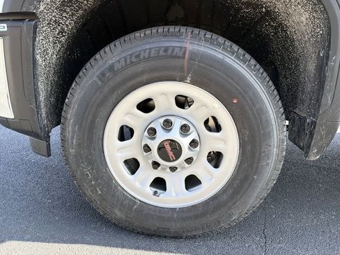 New 2026 GMC Sierra 2500 Pro w/ Convenience Package image 13