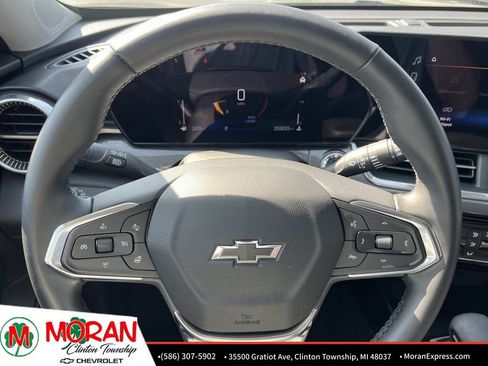 Used 2024 Chevrolet Trax ACTIV w/ Driver Confidence Package FWD image 18