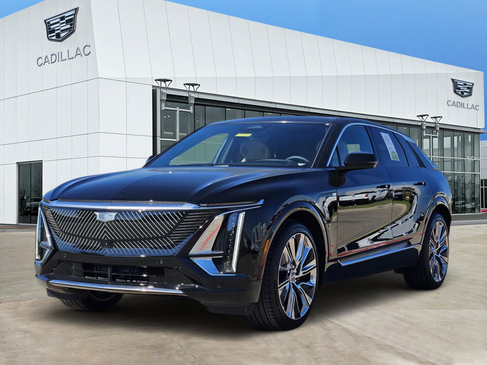 Certified 2026 Cadillac Lyriq Signature Luxury w/ Nappa Leather Package AWD/4WD image 2