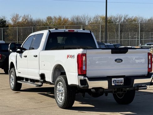 New 2026 Ford F350 XLT w/ FX4 Off-Road Package image 27