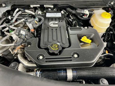 New 2026 RAM 2500 Big Horn AWD/4WD image 25