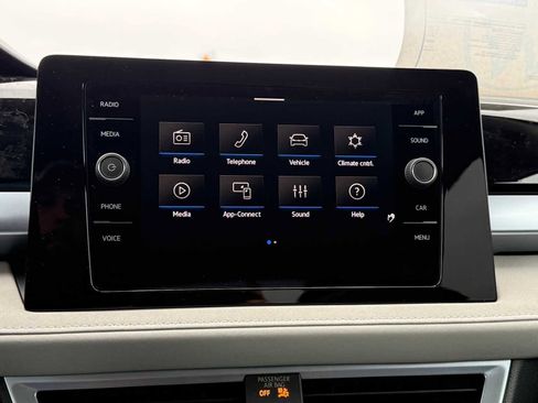 New 2026 Volkswagen Taos SE AWD/4WD image 15