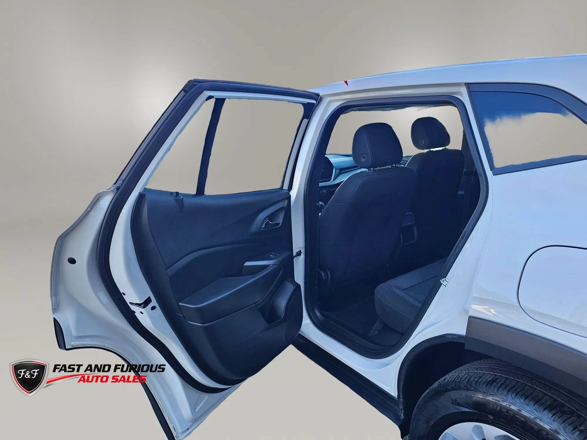 Used 2024 Chevrolet Trax LS FWD image 10