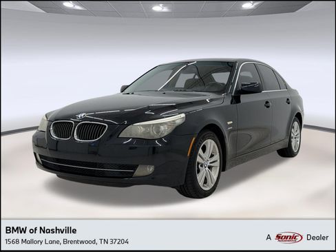 Used 2009 BMW 528i xDrive Sedan AWD/4WD image 1