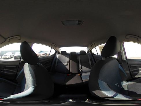 Used 2025 Nissan Versa SV FWD image 40