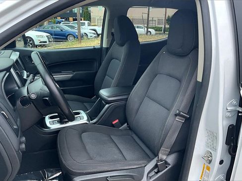 Used 2022 Chevrolet Colorado LT w/ LT Convenience Package image 9