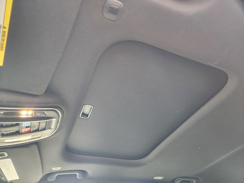 New 2025 Jeep Grand Cherokee L Altitude image 19