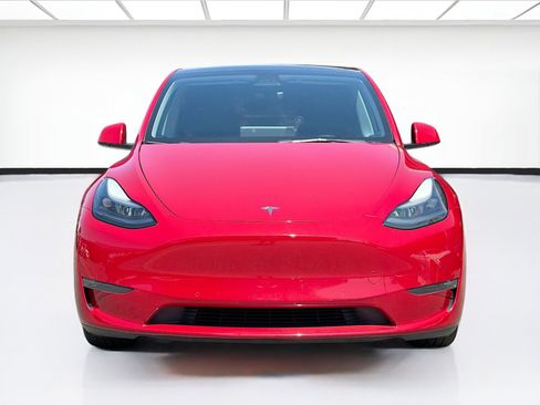 Used 2022 Tesla Model Y Performance AWD/4WD image 2